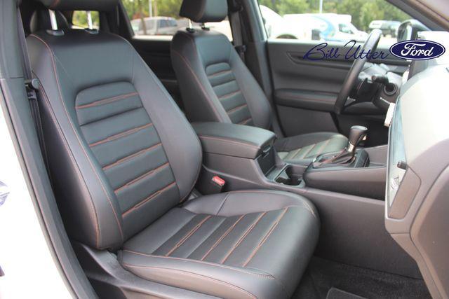 Photo of 2024 Platinum White Pearl Honda CR-V Hybrid