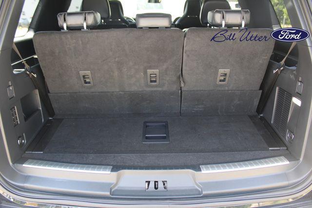 Photo of 2023 Black Metallic Lincoln Navigator