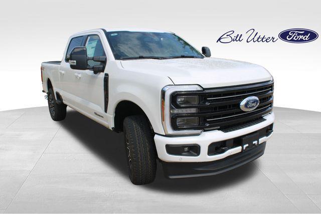 Photo of 2025 White Ford F-250