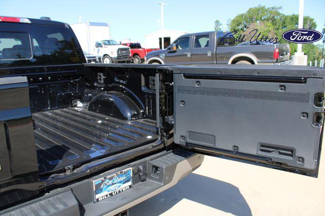 Photo of 2025 Agate Black Metallic Ford F-150