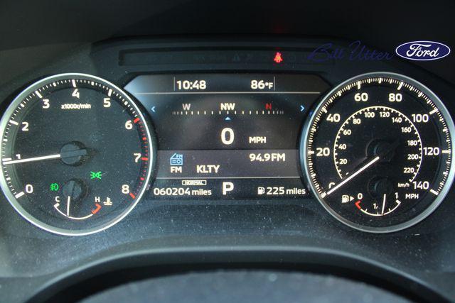 Photo of 2023 Labrador Black Pearl Mitsubishi Outlander