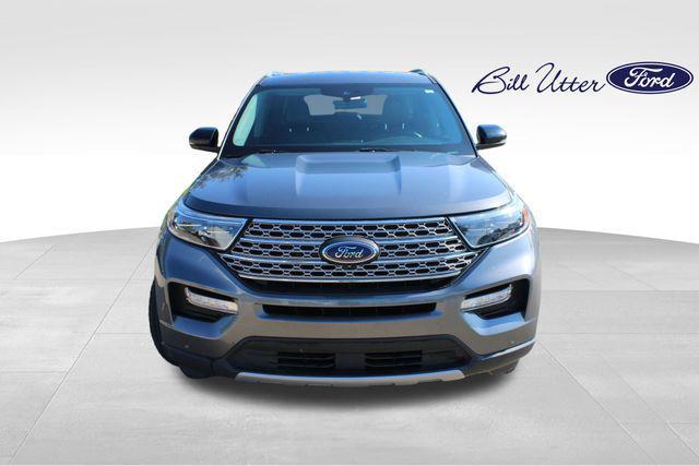 Photo of 2021 Gray Ford Explorer