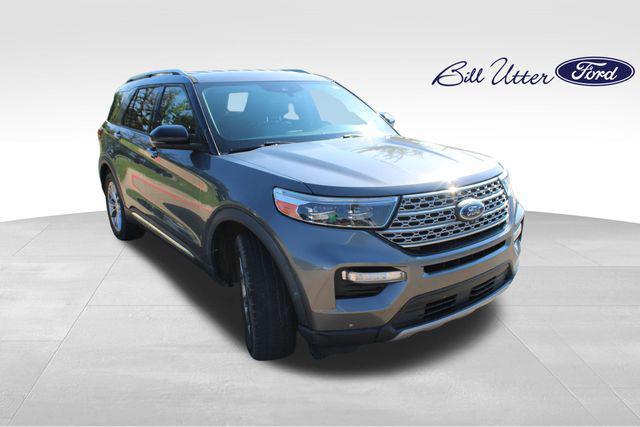 Photo of 2021 Gray Ford Explorer