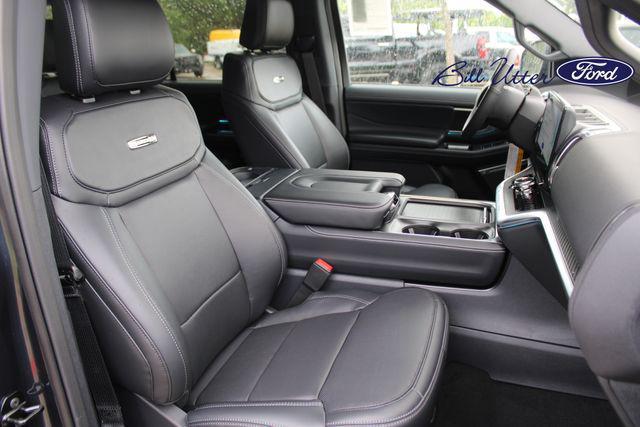 Photo of 2025 Stone Blue Metallic Ford Expedition
