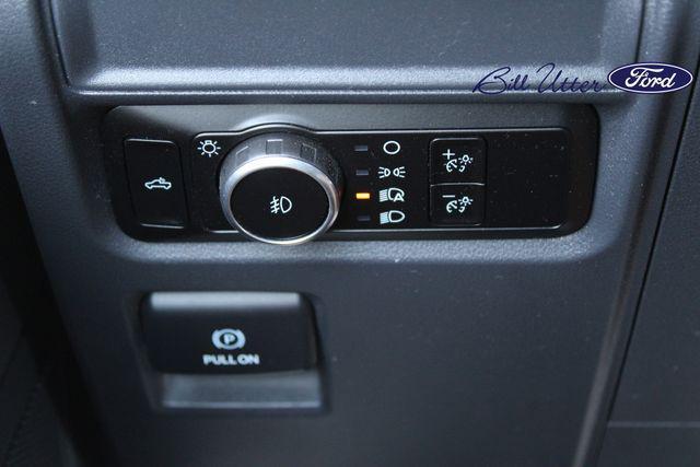 Photo of 2023 Iconic Silver Metallic Ford F-150