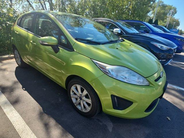 Photo of 2013 Lime Squeeze Metallic Ford Fiesta