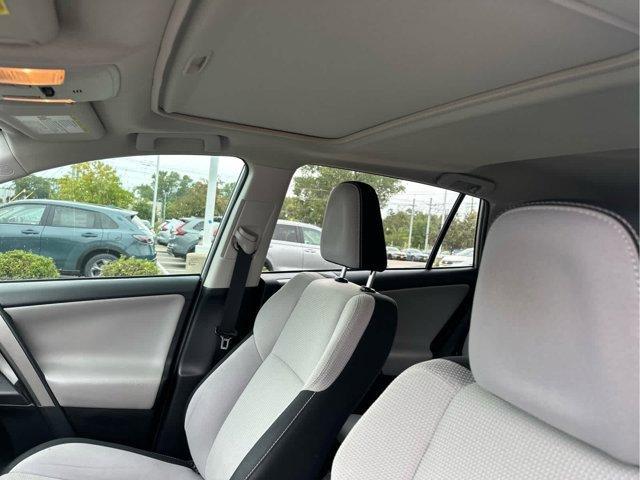 Photo of 2017 Silver Sky Metallic Toyota RAV4