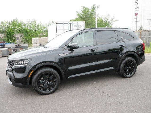 Photo of 2021 Ebony Black Kia Sorento
