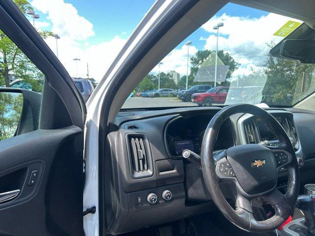 Photo of 2019 Summit White Chevrolet Colorado