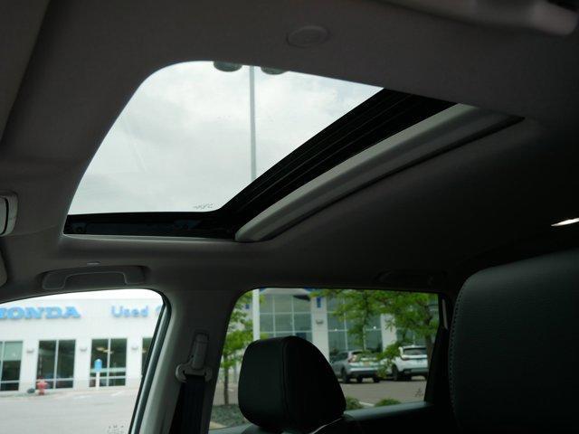 Photo of 2026 Crystal Black Pearl Honda CR-V