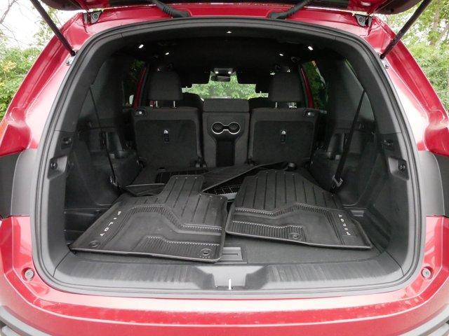 Photo of 2025 Radiant Red Metallic II Honda Pilot