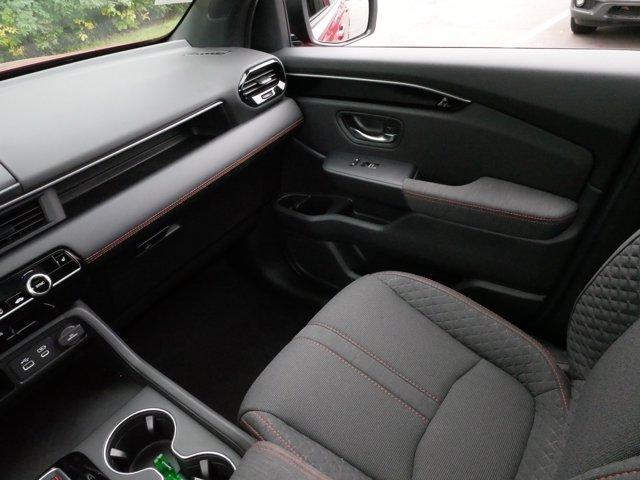Photo of 2025 Radiant Red Metallic II Honda Pilot