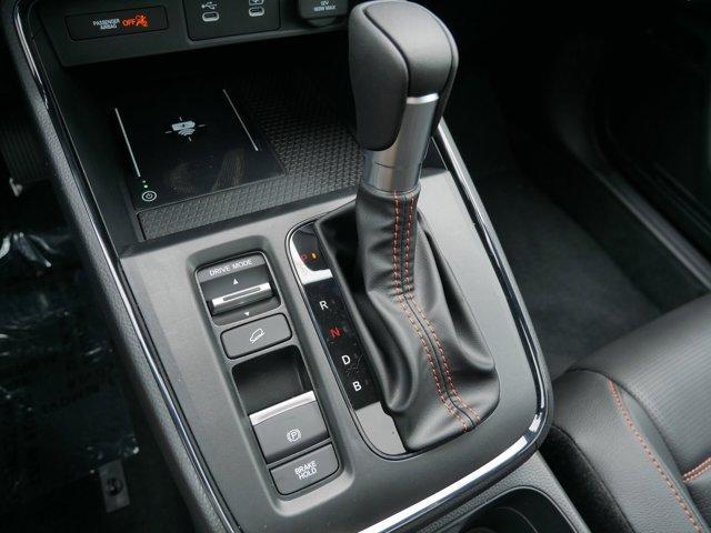 Photo of 2026 Platinum White Pearl Honda CR-V Hybrid