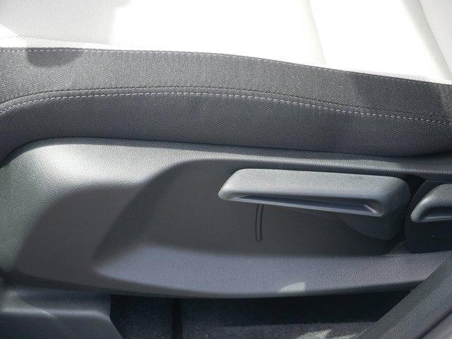 Photo of 2026 Platinum White Pearl Honda CR-V