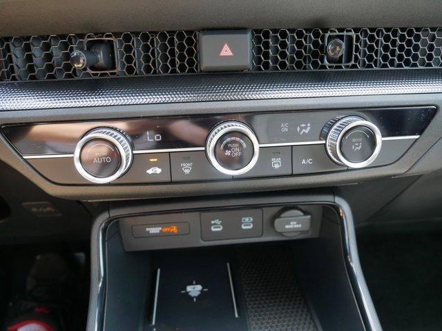 Photo of 2026 Platinum White Pearl Honda CR-V