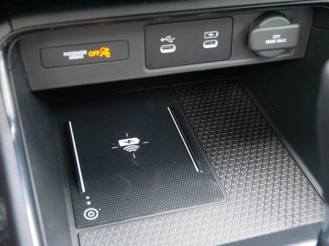 Photo of 2026 Platinum White Pearl Honda CR-V Hybrid