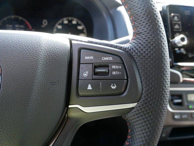 Photo of 2025 Platinum White Pearl Honda Ridgeline