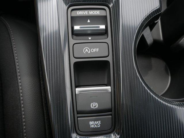 Photo of 2026 Platinum White Pearl Honda Civic