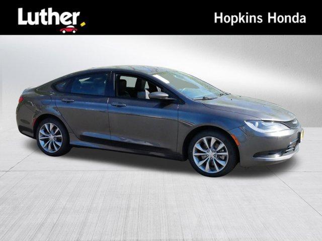 2016 Chrysler 200