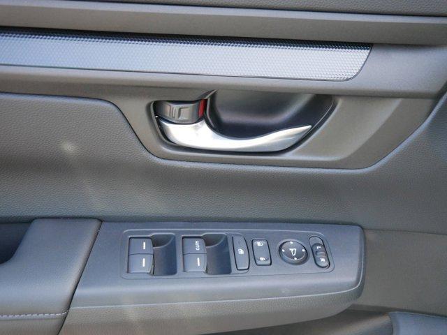 Photo of 2025 Platinum White Pearl Honda CR-V