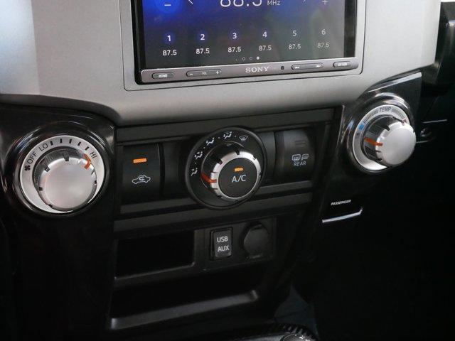 Photo of 2018 Super White Toyota 4Runner
