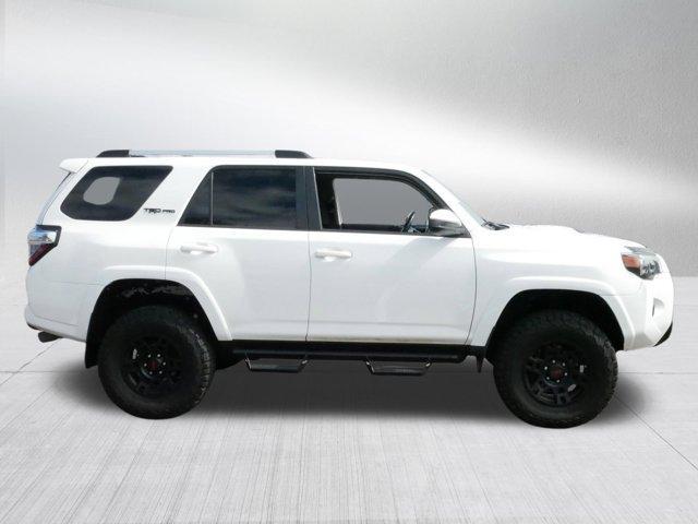 Photo of 2018 Super White Toyota 4Runner