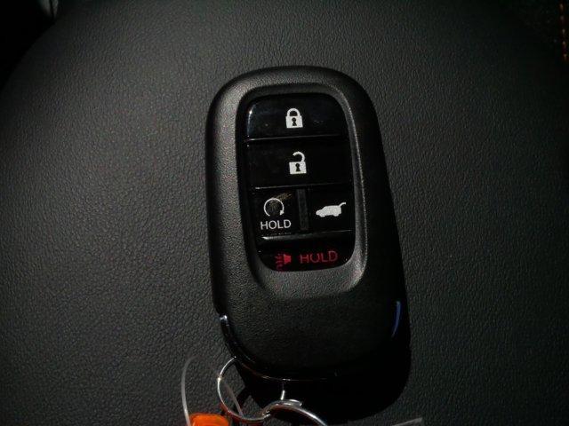 Photo of 2025 Milano Red Honda HR-V