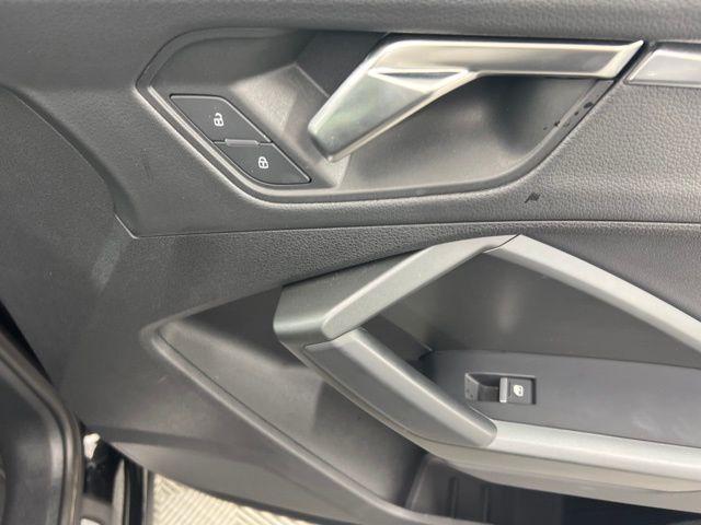 Photo of 2024 Mythos Black Metallic Audi Q3