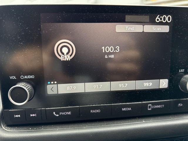 Photo of 2024 Crystal Black Pearl Honda HR-V