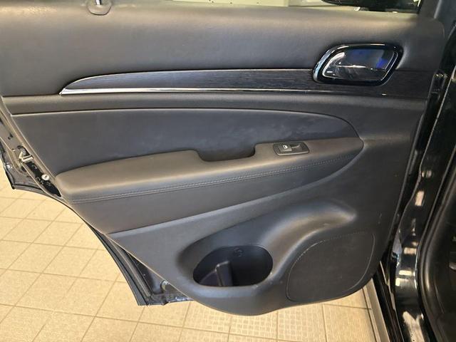 Photo of 2019 Diamond Black Jeep Grand Cherokee