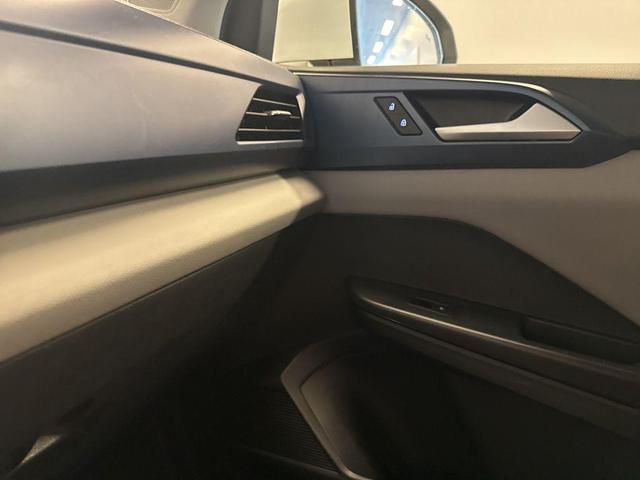 Photo of 2023 Pure White Volkswagen Taos