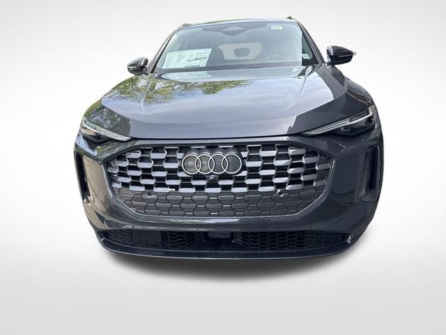 Photo of 2025 Tambora Gray Metallic Audi Q5