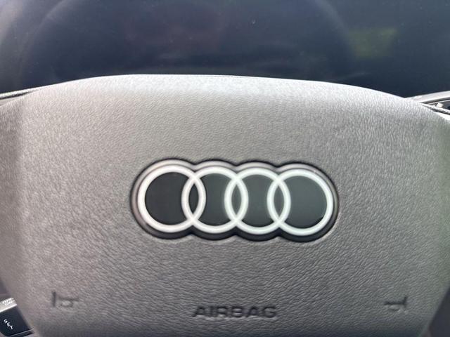 Photo of 2025 Tambora Gray Metallic Audi Q5