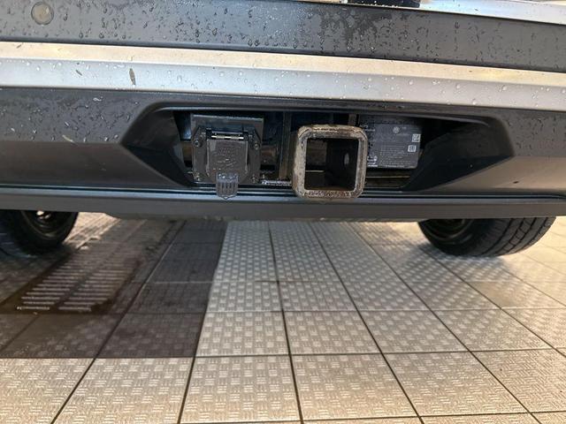 Photo of 2019 Deep Black Pearl Effect Volkswagen Atlas