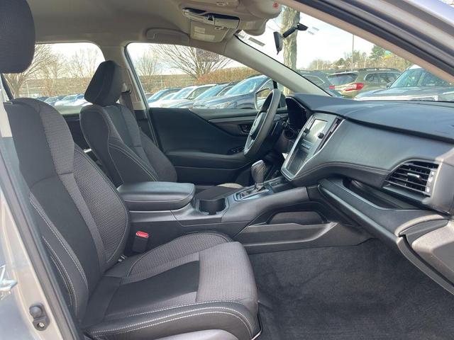 Photo of 2022 Ice Silver Metallic Subaru Outback