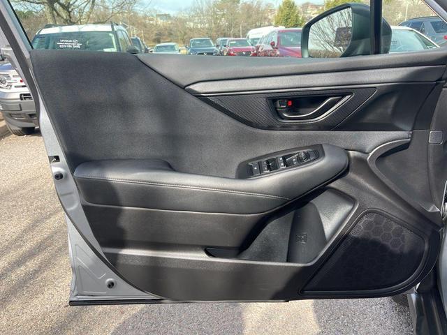 Photo of 2022 Ice Silver Metallic Subaru Outback