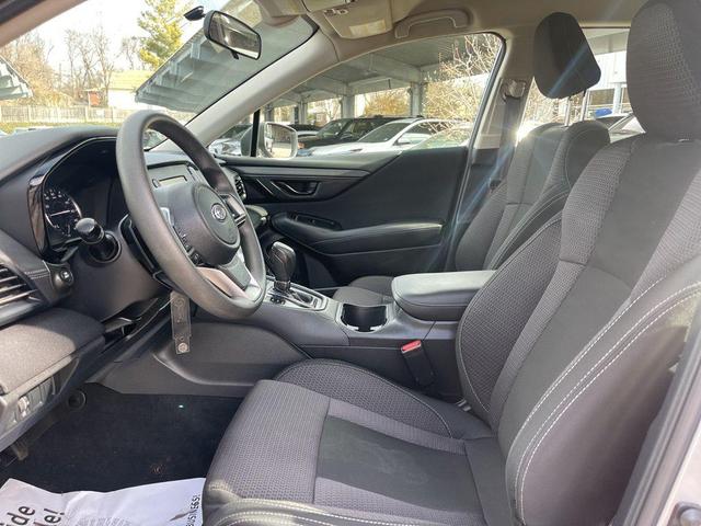 Photo of 2022 Ice Silver Metallic Subaru Outback