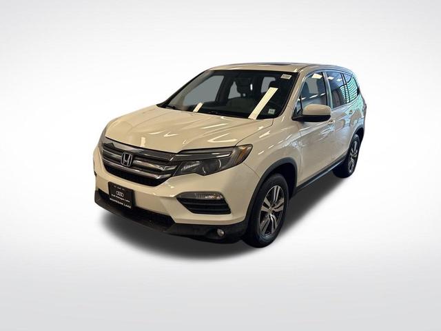 Photo of 2016 White Diamond Pearl Honda Pilot