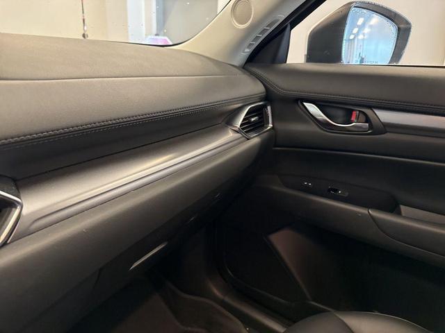 Photo of 2021 Snowflake White Pearl Mazda CX-5