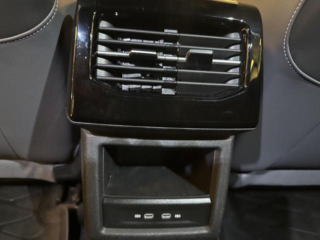 Photo of 2023 Pure Gray Volkswagen ID.4