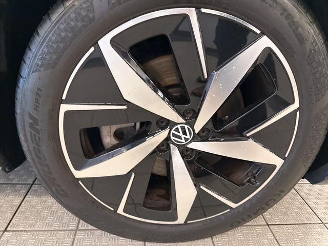 Photo of 2023 Pure Gray Volkswagen ID.4