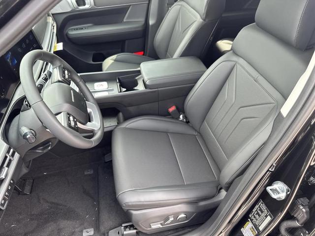 Photo of 2026 Phantom Black Hyundai SANTA FE