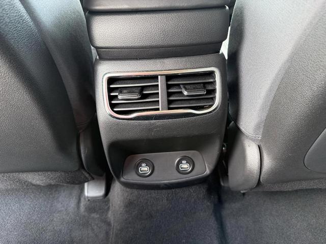 Photo of 2022 Quartz White Hyundai SANTA FE