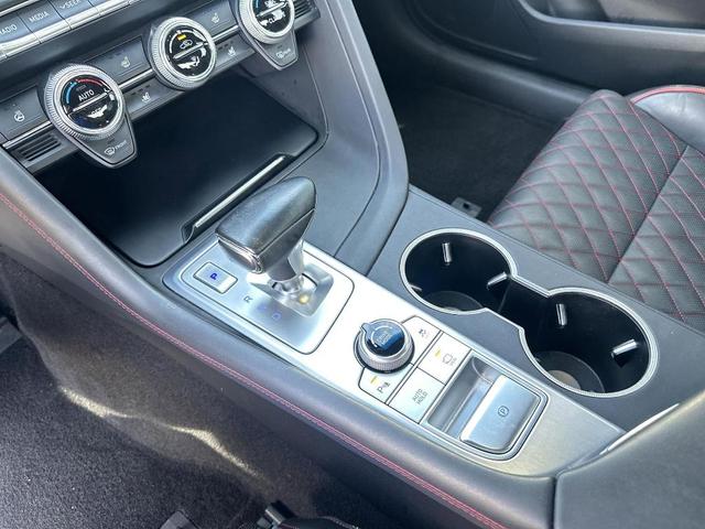 Photo of 2021 Vik Black Genesis G70