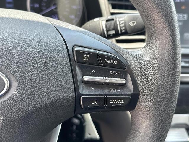 Photo of 2019 Scarlet Red Hyundai ELANTRA