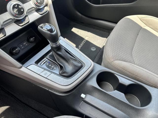 Photo of 2019 Scarlet Red Hyundai ELANTRA