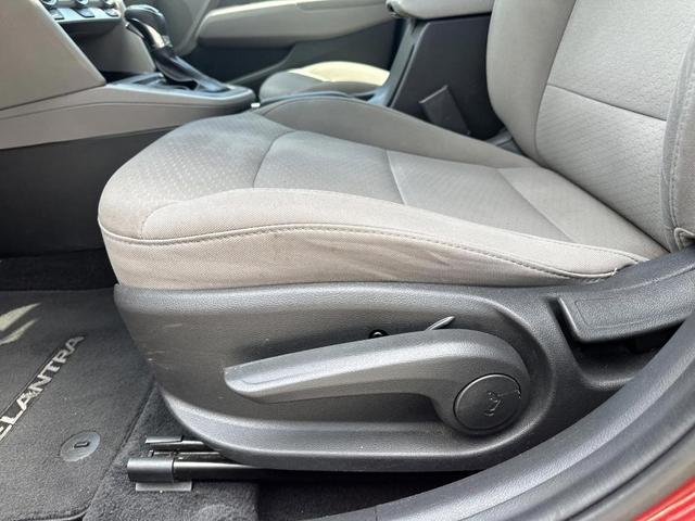 Photo of 2019 Scarlet Red Hyundai ELANTRA