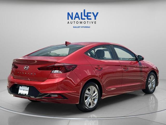 Photo of 2019 Scarlet Red Hyundai ELANTRA