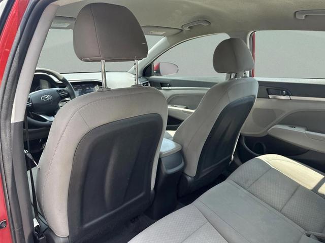 Photo of 2019 Scarlet Red Hyundai ELANTRA