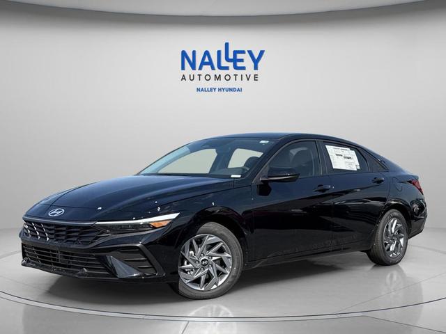 Photo of 2025 Black Hyundai ELANTRA HEV